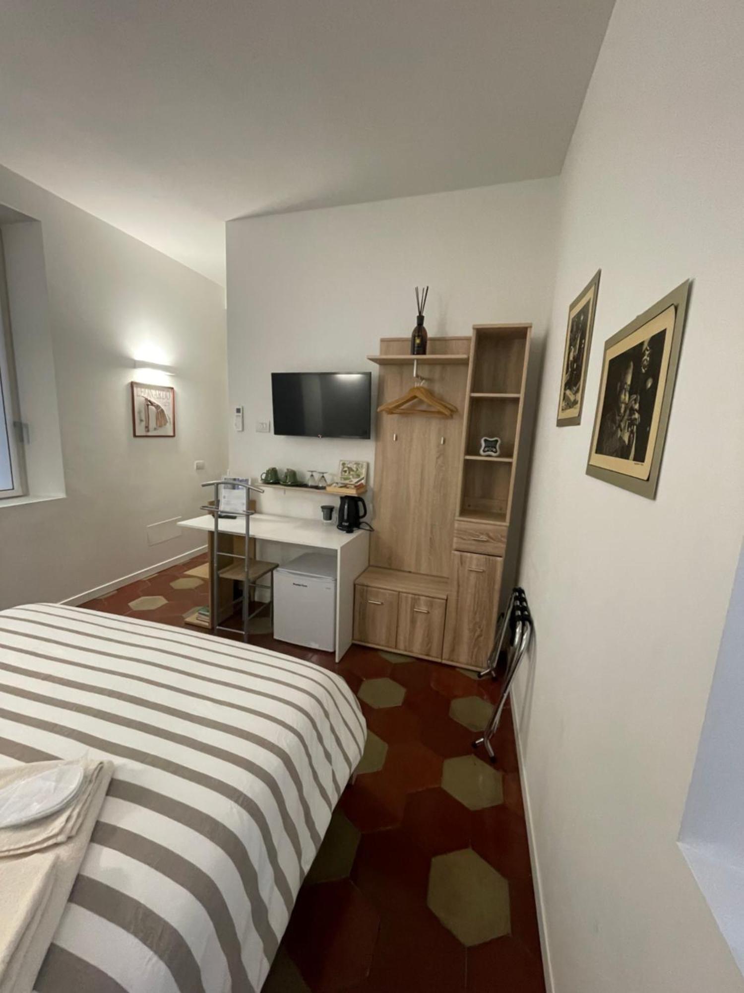 Santa Vincenza - Suite Indipendente Lovere Exterior foto